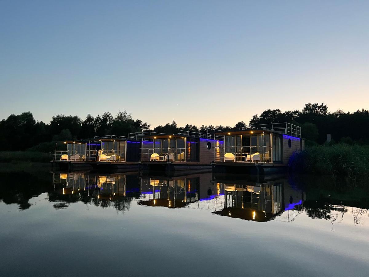 Sunrise Houseboats Apartment